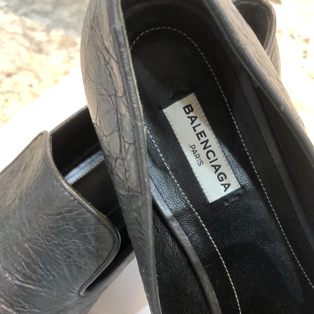 BALENCIAGA
Gris Fossile Leather Studded Loafers - Picture 7 of 11